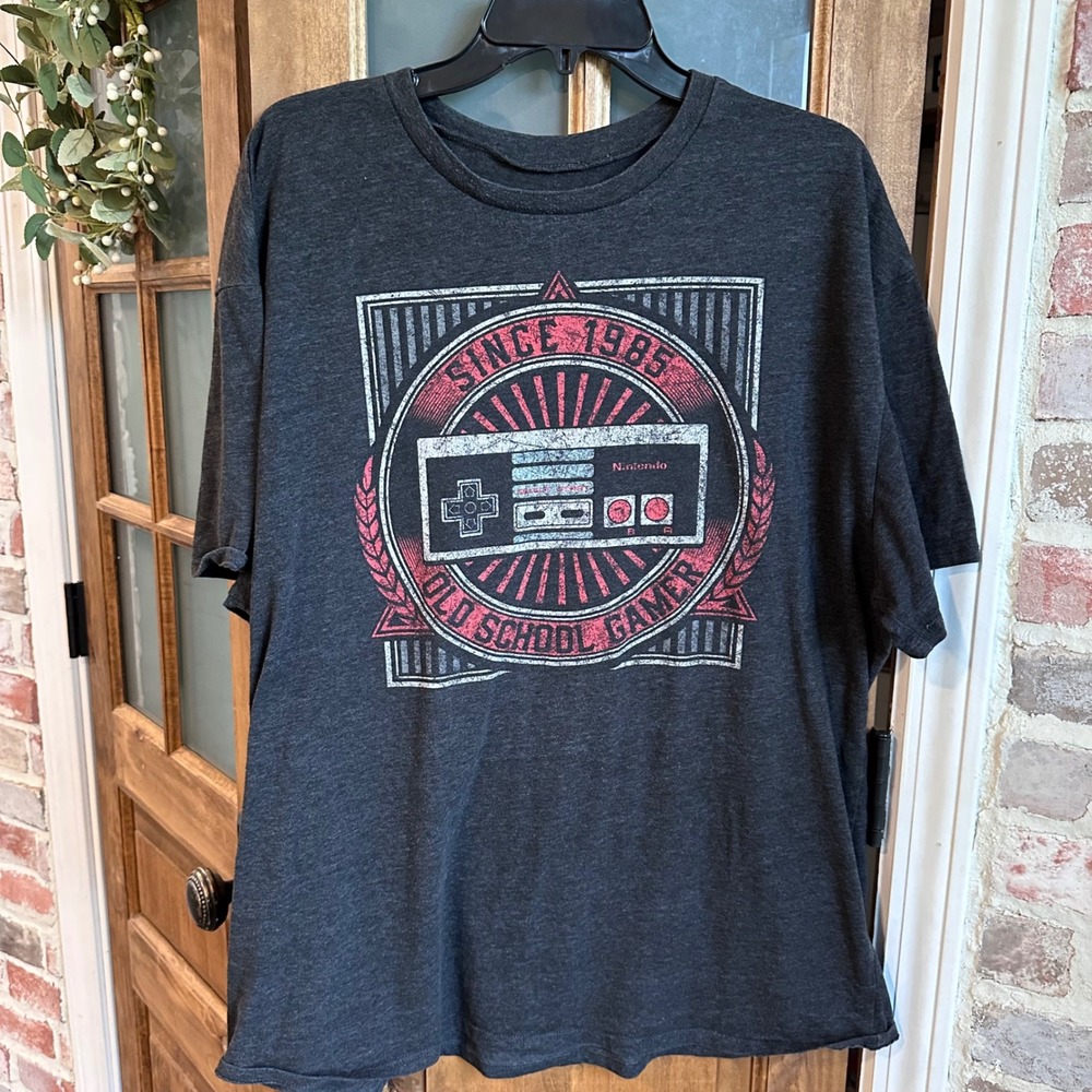Nintendo NES Controller Graphic T-Shirt Gray Old School Gamer Retro 1985 Mens XL